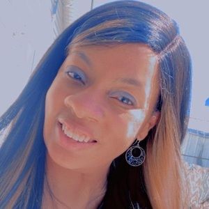 Meet your Posher, Lynette